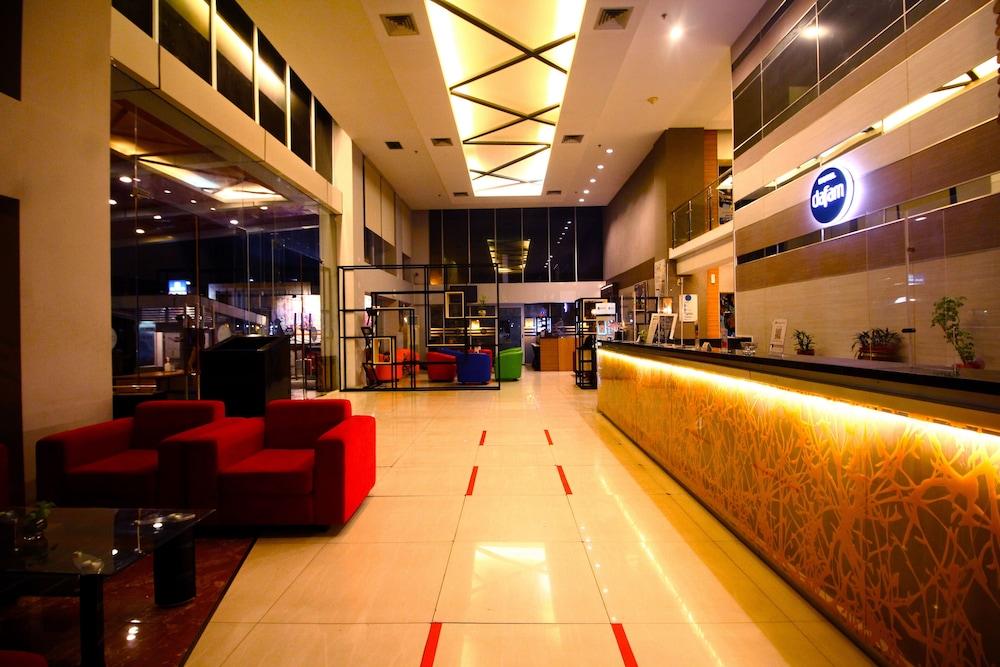Hotel Dafam Pekanbaru Eksteriør bilde