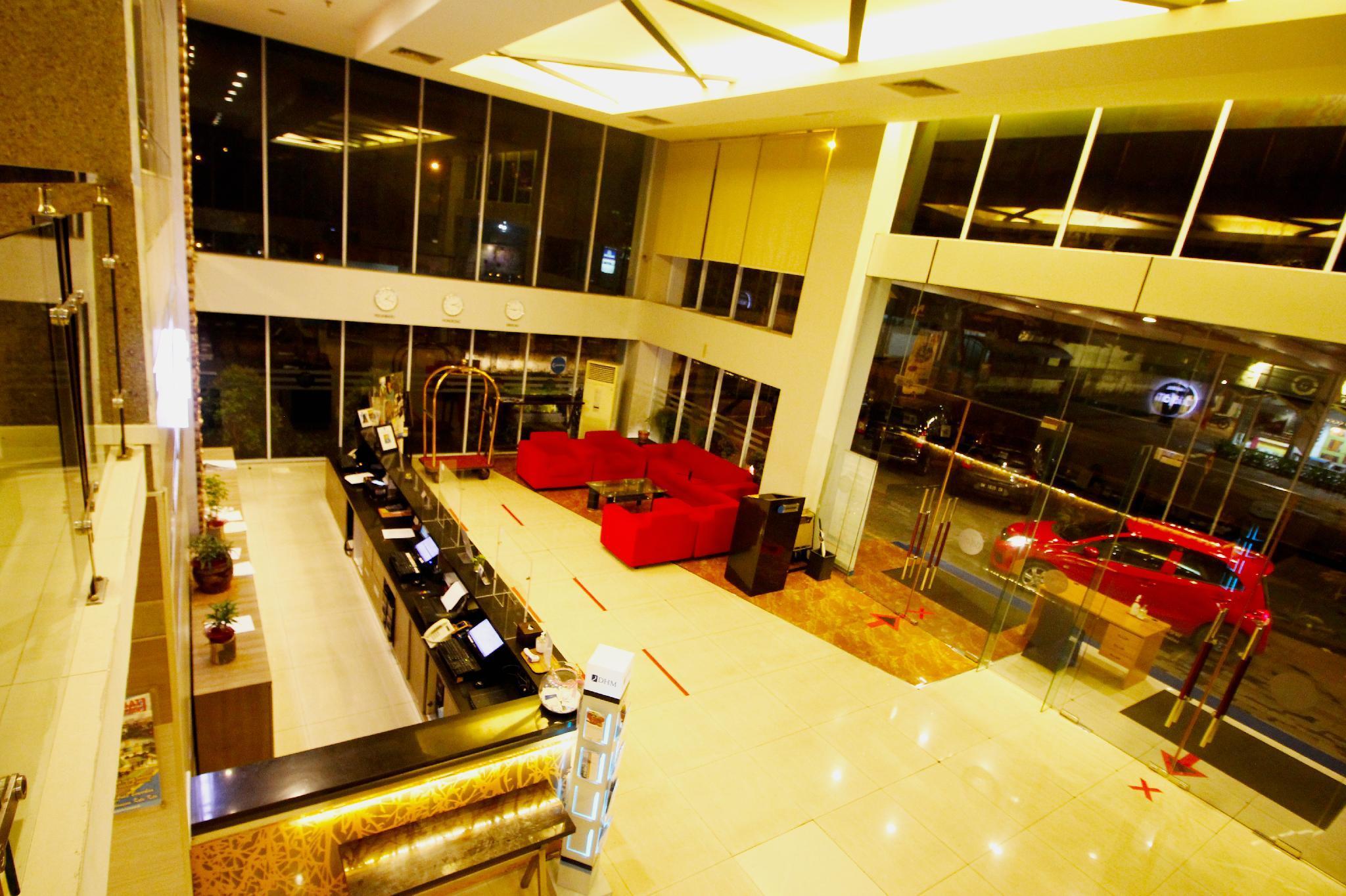 Hotel Dafam Pekanbaru Eksteriør bilde