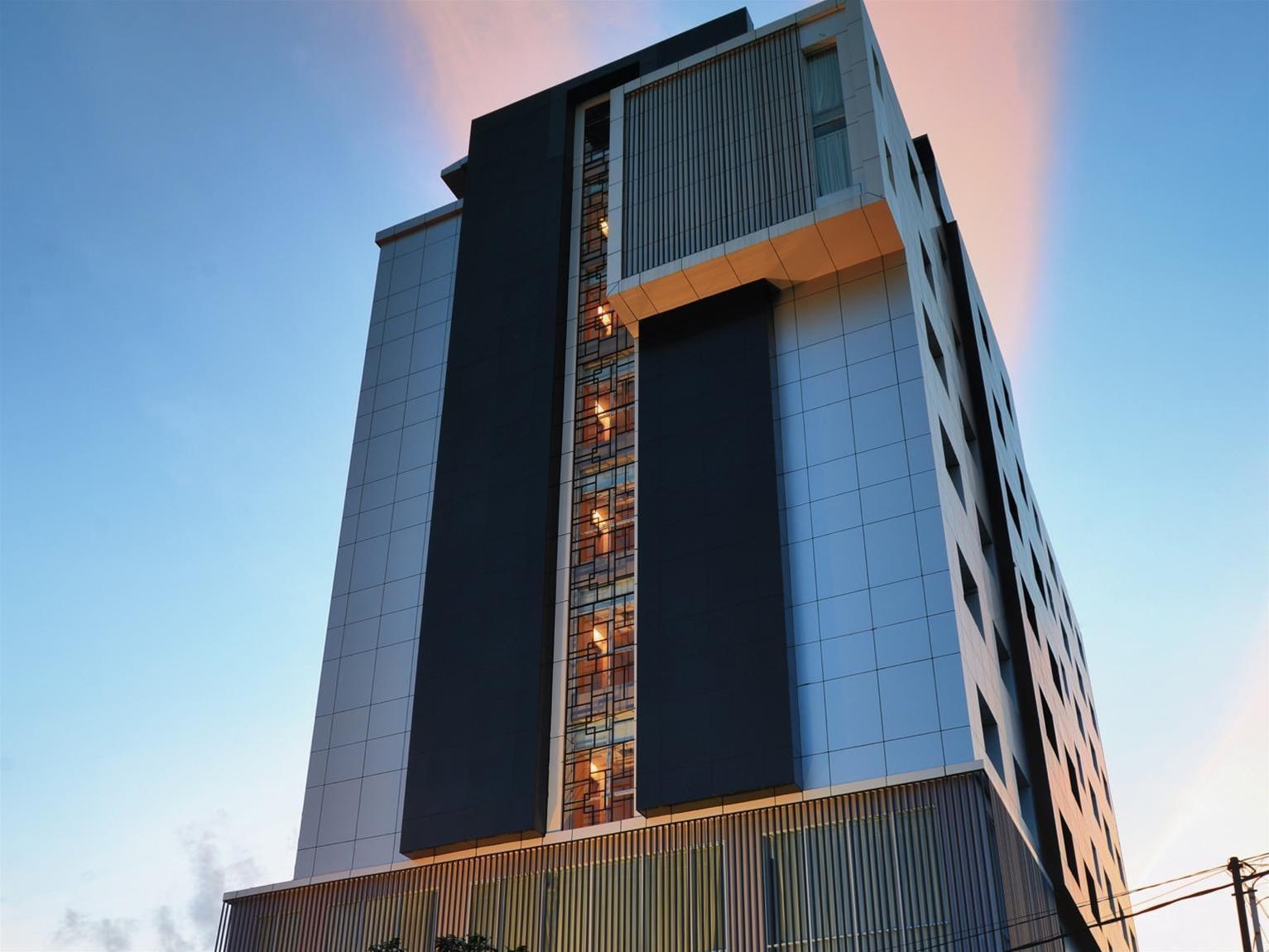 Hotel Dafam Pekanbaru Eksteriør bilde