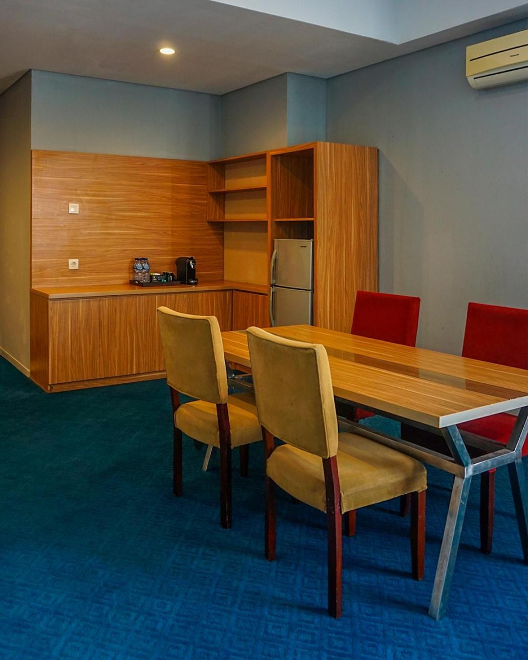 Hotel Dafam Pekanbaru Eksteriør bilde