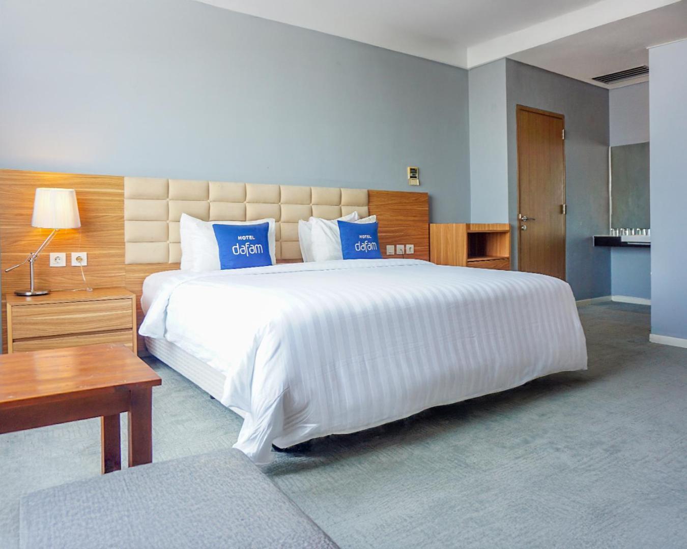 Hotel Dafam Pekanbaru Eksteriør bilde